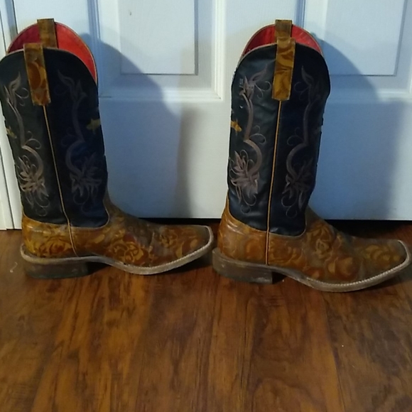 Square Toe Boots - Picture 5 of 12